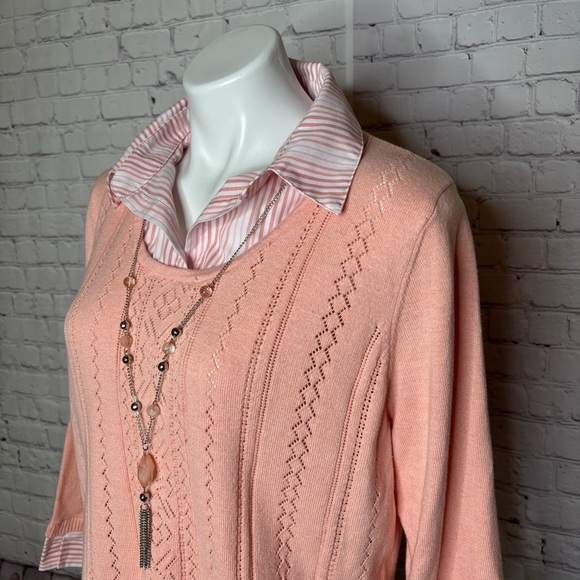 Alfred Dunner Silver and Peach Pendant Necklace Sweater with Mock Collar Size L - Picture 2 of 9